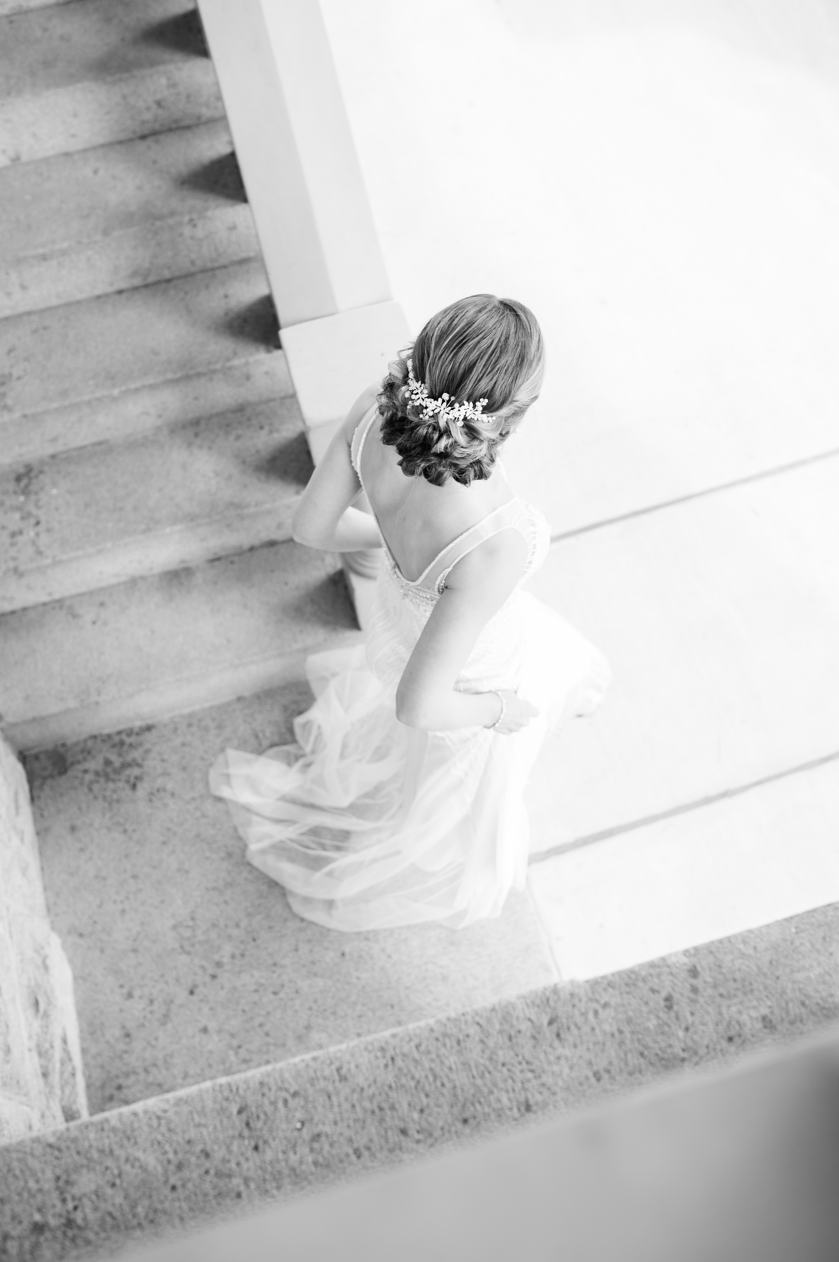 Gorgeous black and white bridal at Rhodes Hall
